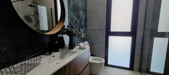 6 bedrooms House in Aradippou, Cyprus No. 10553 6