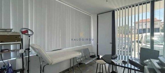 6 bedrooms House in Aradippou, Cyprus No. 10553 3