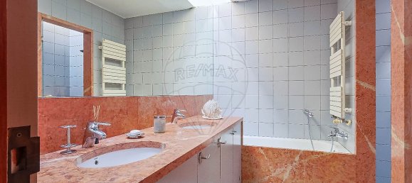 4 bedrooms House in Matosinhos, Portugal No. 18138 22