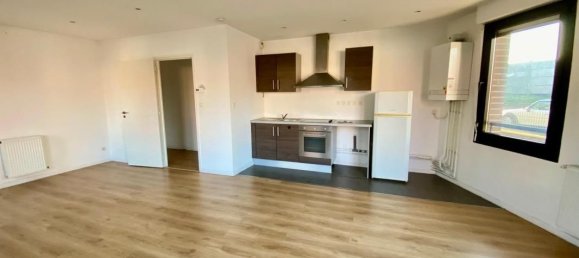 3 bedrooms Apartment in Valenciennes, France No. 40137 5