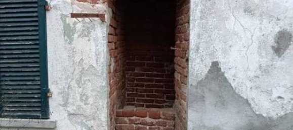 Casa de 9 habitaciónes en Castelletto Molina, Italy No. 39882 32