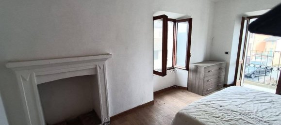 Casa de 9 habitaciónes en Castelletto Molina, Italy No. 39882 26