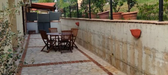 Дом с 6 спальнями в Терни, Италия № 326022 2