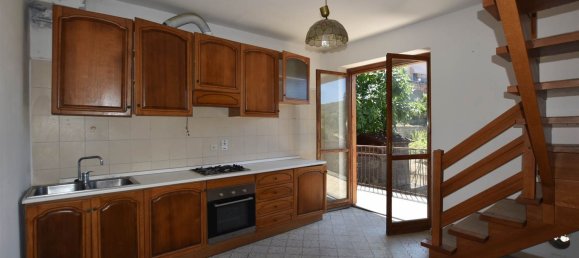 6 rooms Apartment in Imperia, Italy No. 306345 3