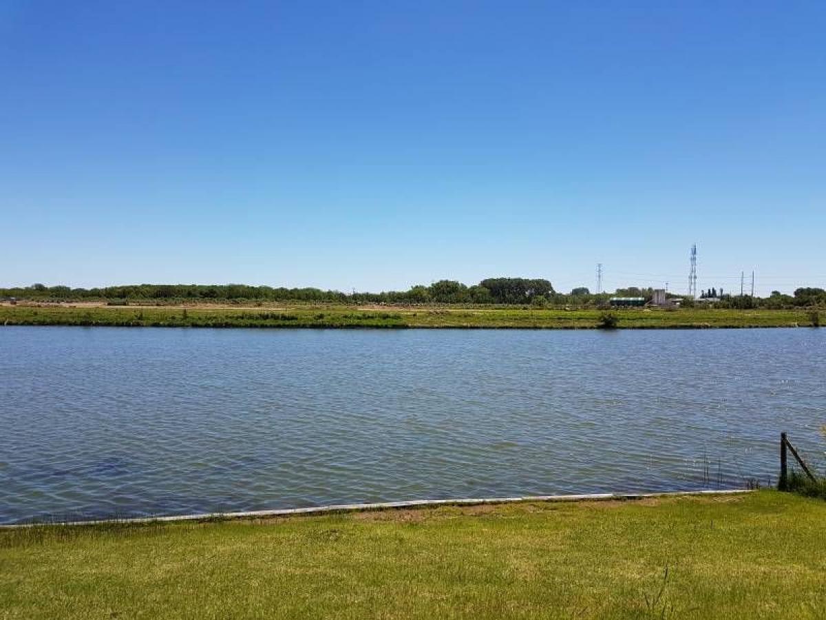  Land in Tigre, Argentina No. 49912