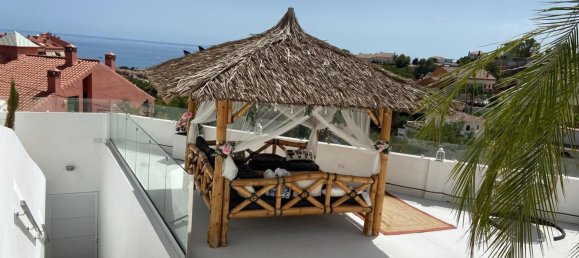 Villa de 4 dormitorios en Fuengirola, Spain No. 45533 12