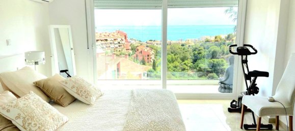 Villa de 4 dormitorios en Fuengirola, Spain No. 45533 3