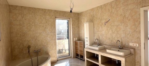 Casa de 8 divisões em Bruck an der Leitha, Austria N.º 139131 13