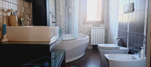 Вилла с 6 спальнями в Монреале, Италия № 302041 23