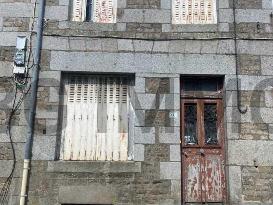 3 bedrooms House in Calvados, France No. 202989