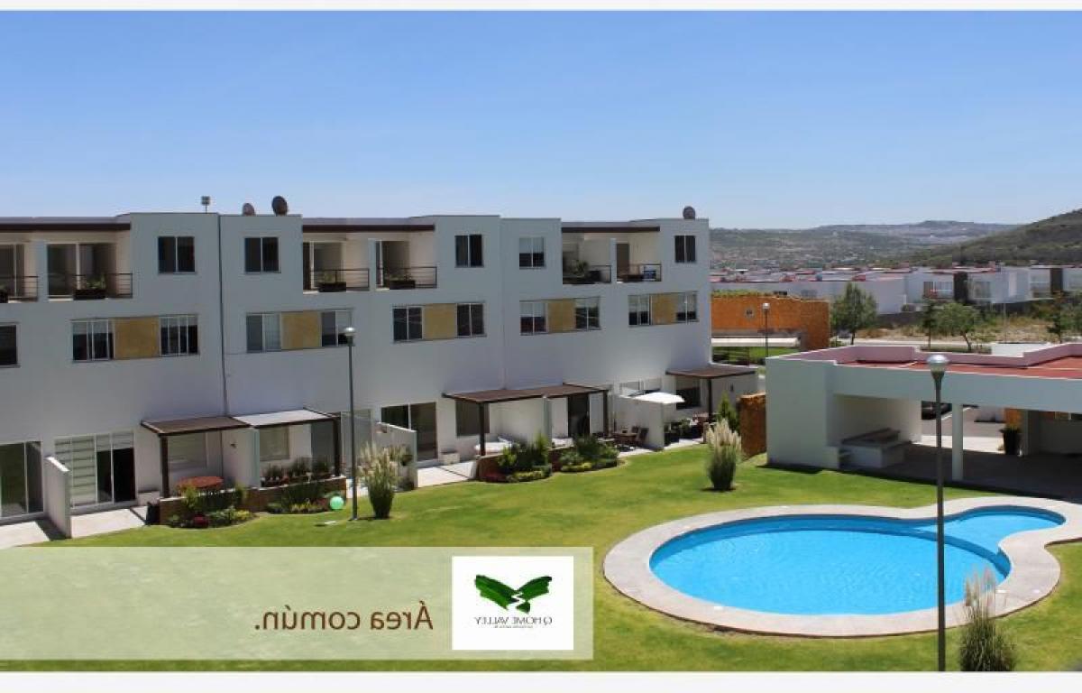 3 bedrooms House in Queretaro, Mexico No. 148497