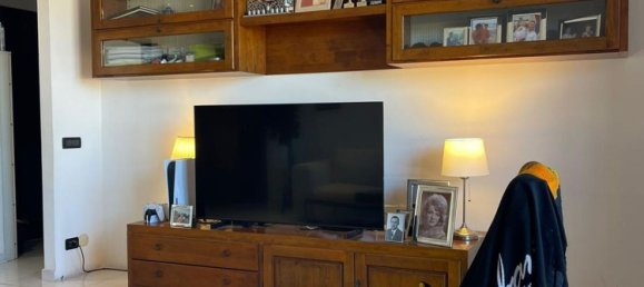 Квартира с 4 комнатами в Кашина, Италия № 261370 9