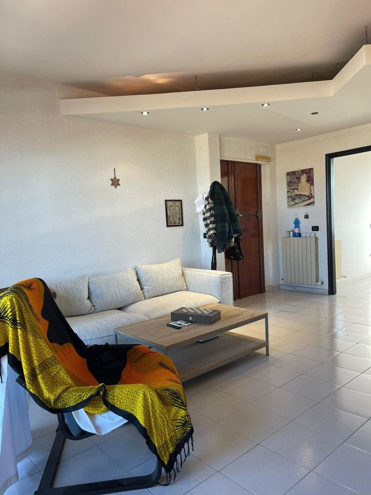 Квартира с 4 комнатами в Кашина, Италия № 261370