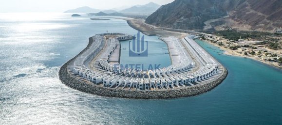 Вилла с 4 спальнями в Sharm, ОАЭ № 12572 10