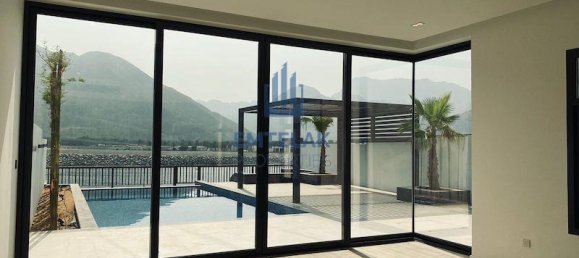 Вилла с 4 спальнями в Sharm, ОАЭ № 12572 4