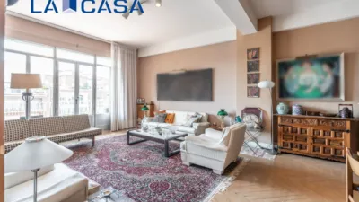 4 bedrooms Apartment in Madrid, Spain No. 239392