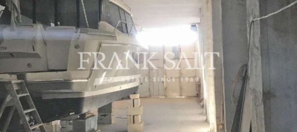Entrepôt à Zurrieq, Malta 300m² No. 13150 2