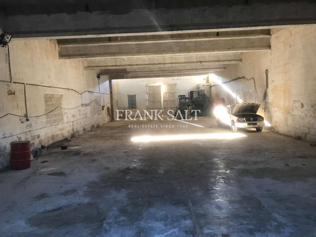Entrepôt à Zurrieq, Malta 300m² No. 13150