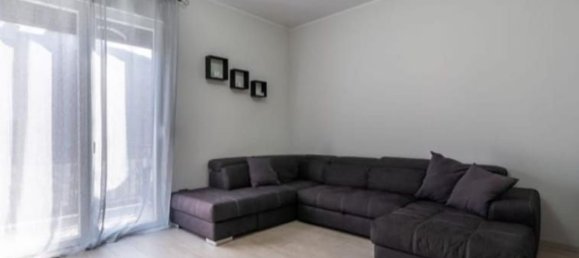 4 rooms Apartment in Scandiano, Italy No. 264060 2