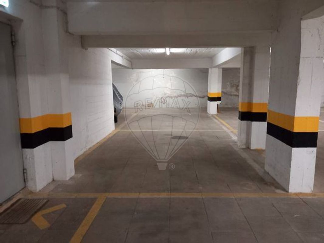 16m² Garage in Portimao, Portugal No. 41809