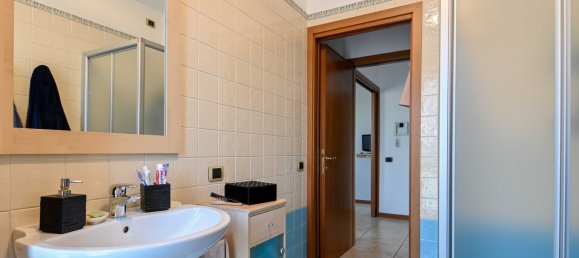 6 rooms Villa in Seriate, Italy No. 121096 13