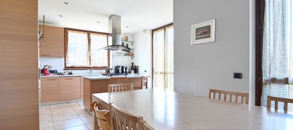 6 rooms Villa in Seriate, Italy No. 121096 14