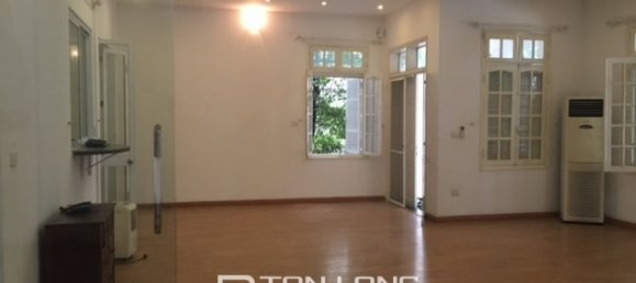 4 غرف نوم فيلا في Tay Ho, Vietnam رقم 6696 7