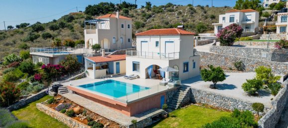 3 bedrooms Villa in Chania, Greece No. 131 4