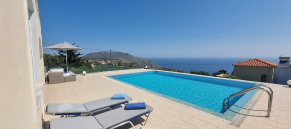 3 bedrooms Villa in Chania, Greece No. 131 11