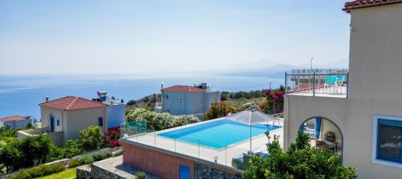 3 bedrooms Villa in Chania, Greece No. 131 3