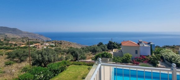 3 bedrooms Villa in Chania, Greece No. 131 26