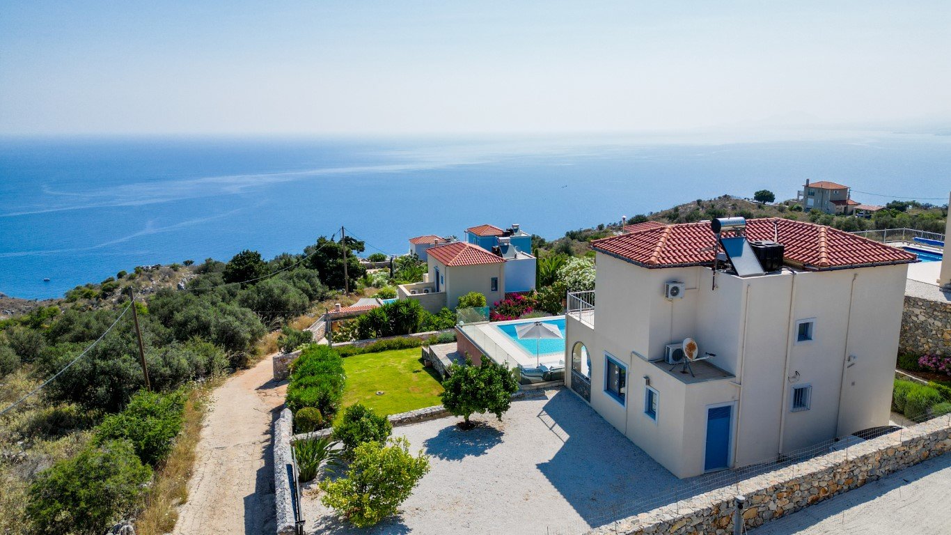 Villa de 3 dormitorios en Chania, Greece No. 131