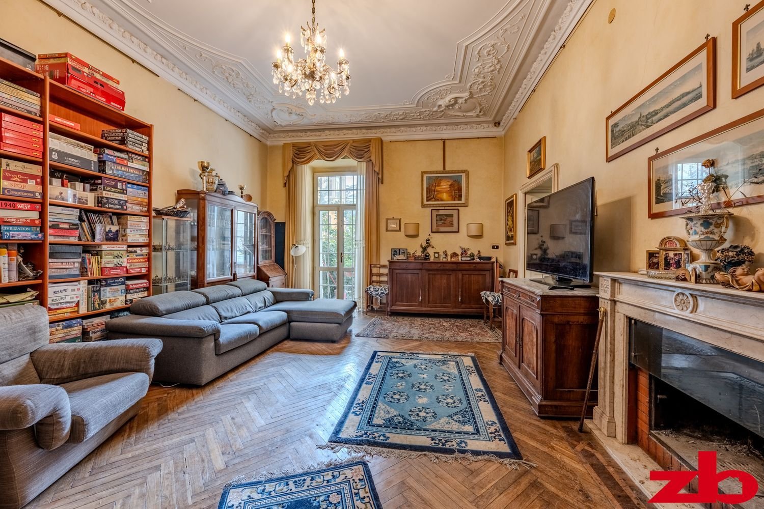 Apartamento de 5 habitaciónes en Genoa, Italy No. 36610