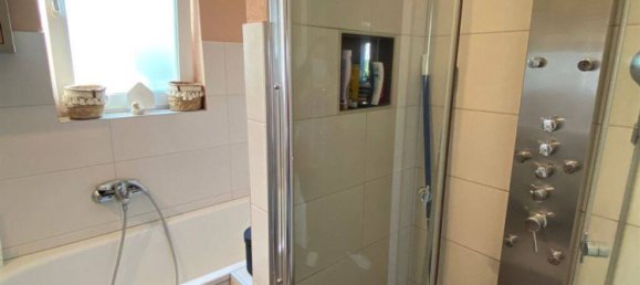 Adosado de 8 habitaciónes en Hesse, Germany No. 350588 9