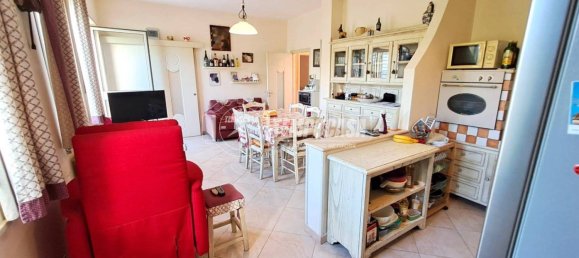 3 rooms House in Adelfia, Italy No. 371106 13