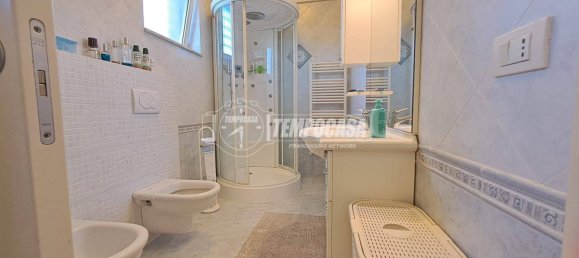 3 rooms House in Adelfia, Italy No. 371106 40