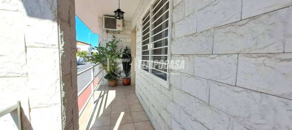 3 rooms House in Adelfia, Italy No. 371106 2
