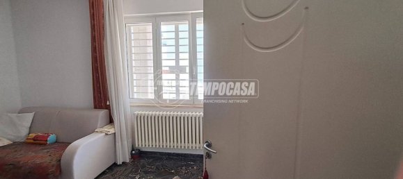 3 rooms House in Adelfia, Italy No. 371106 9