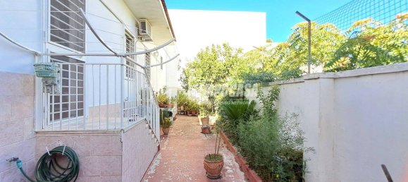 3 rooms House in Adelfia, Italy No. 371106 55