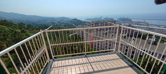3 rooms Apartment in Genoa, Italy No. 253811 5