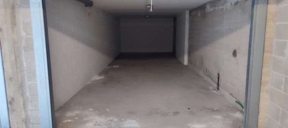 Garagem em Carugo, Italy 41 m² N.º 373768 5