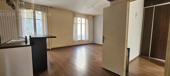 1 غرف نوم شقة في La Garenne-Colombes, France رقم 124694 3