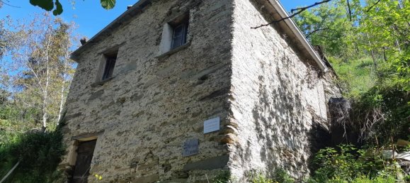 8 rooms House in Stazzema, Italy No. 114685 14