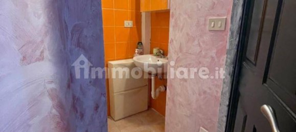 2 bedrooms Apartment in Turin, Italy No. 336990 2