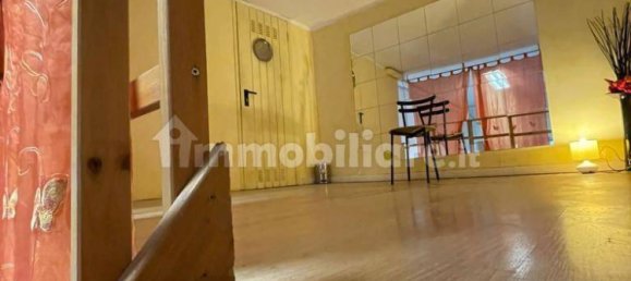 2 bedrooms Apartment in Turin, Italy No. 336990 3