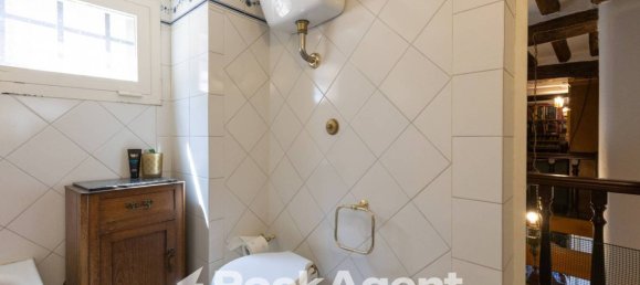 5 bedrooms Apartment in Pisa, Italy No. 271298 32