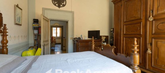 5 bedrooms Apartment in Pisa, Italy No. 271298 26