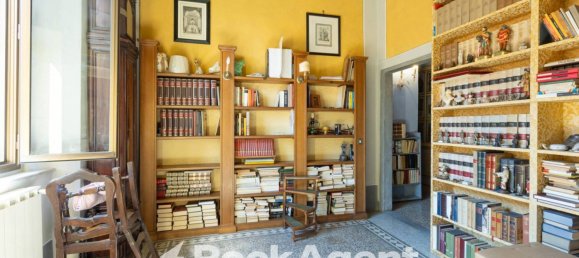 5 bedrooms Apartment in Pisa, Italy No. 271298 14