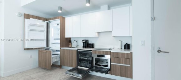 2 غرف نوم عقار تجاري في Miami, الولايات المتحدة رقم 615402 2
