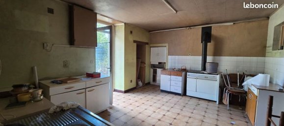 3 Schlafzimmer Haus in Deux-Sevres, France, Nr. 300741 3